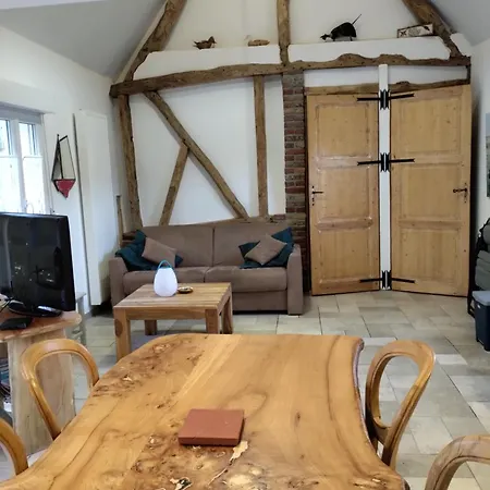 Semesterbostad A La Ferme Mons-Boubert